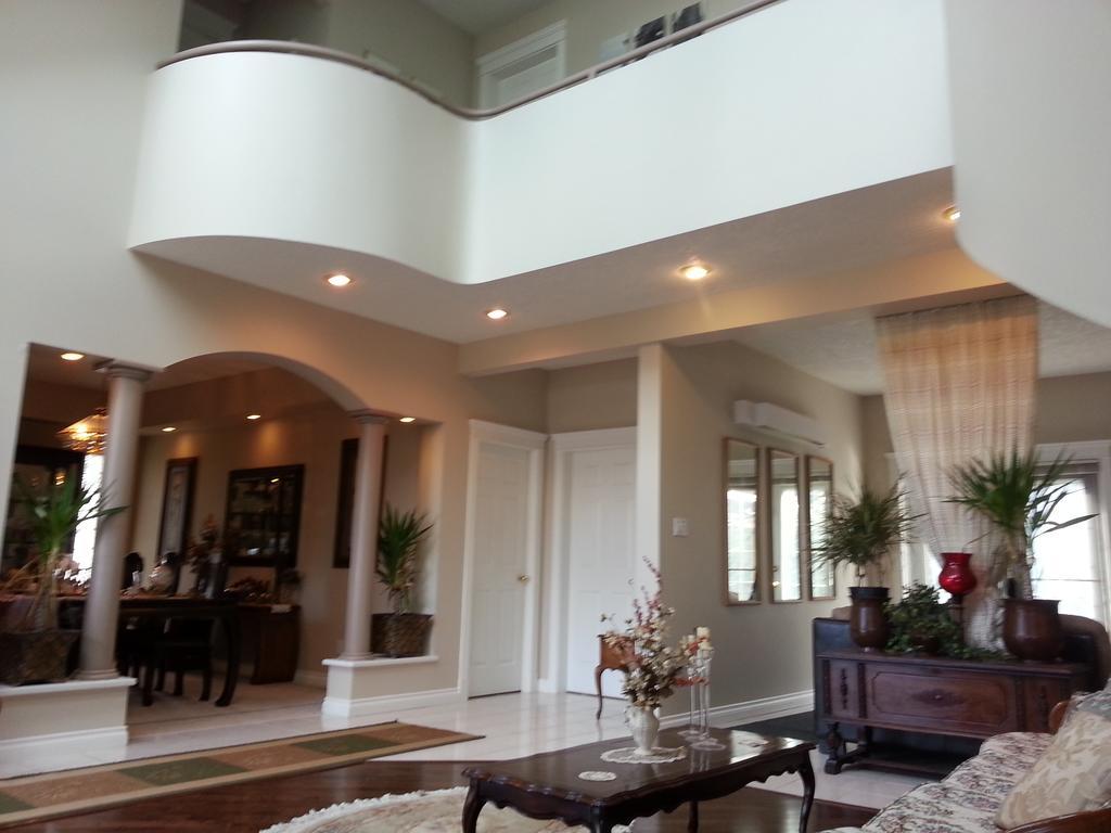 By The Sea Bnb, Sidney Victoria Bc Ngoại thất bức ảnh