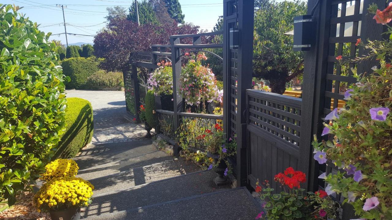 By The Sea Bnb, Sidney Victoria Bc Ngoại thất bức ảnh