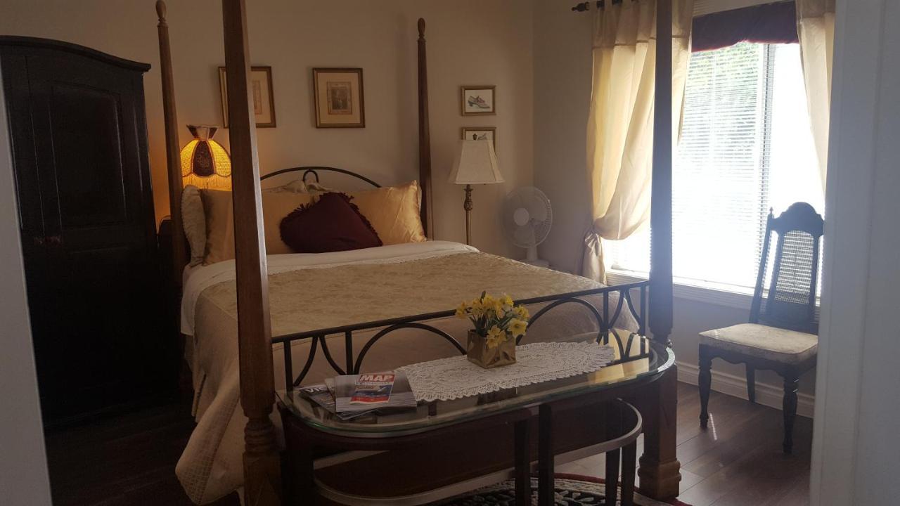 By The Sea Bnb, Sidney Victoria Bc Ngoại thất bức ảnh